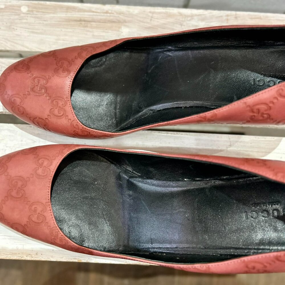 Gucci Signature GG Embossed Leather Pink Pumps - Size 40 - Picture 5 of 8